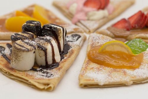 Feed'N'Treat Catering Menu and Profile